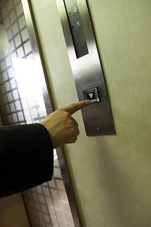 レマコムの冷凍ショーケースが送料無料